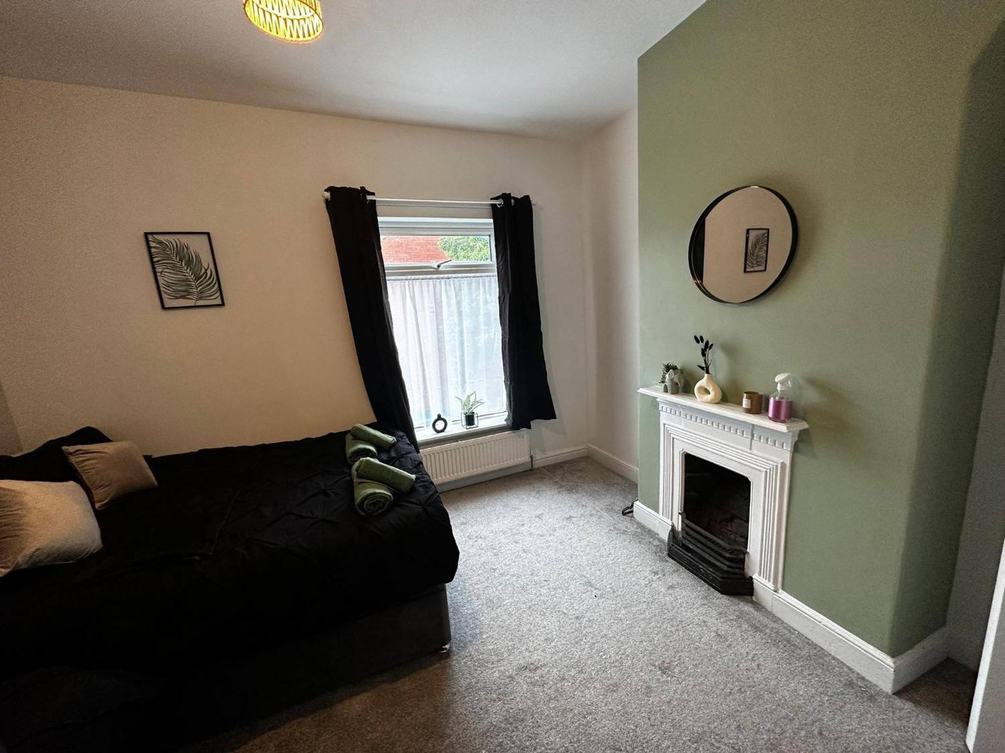 Apartment Urban Retreat - Nhs - Contractors - Relocating *
